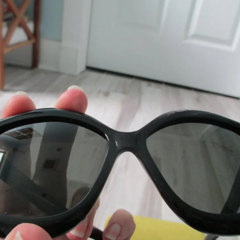 Gucci sunglasses - Picture 11 of 13